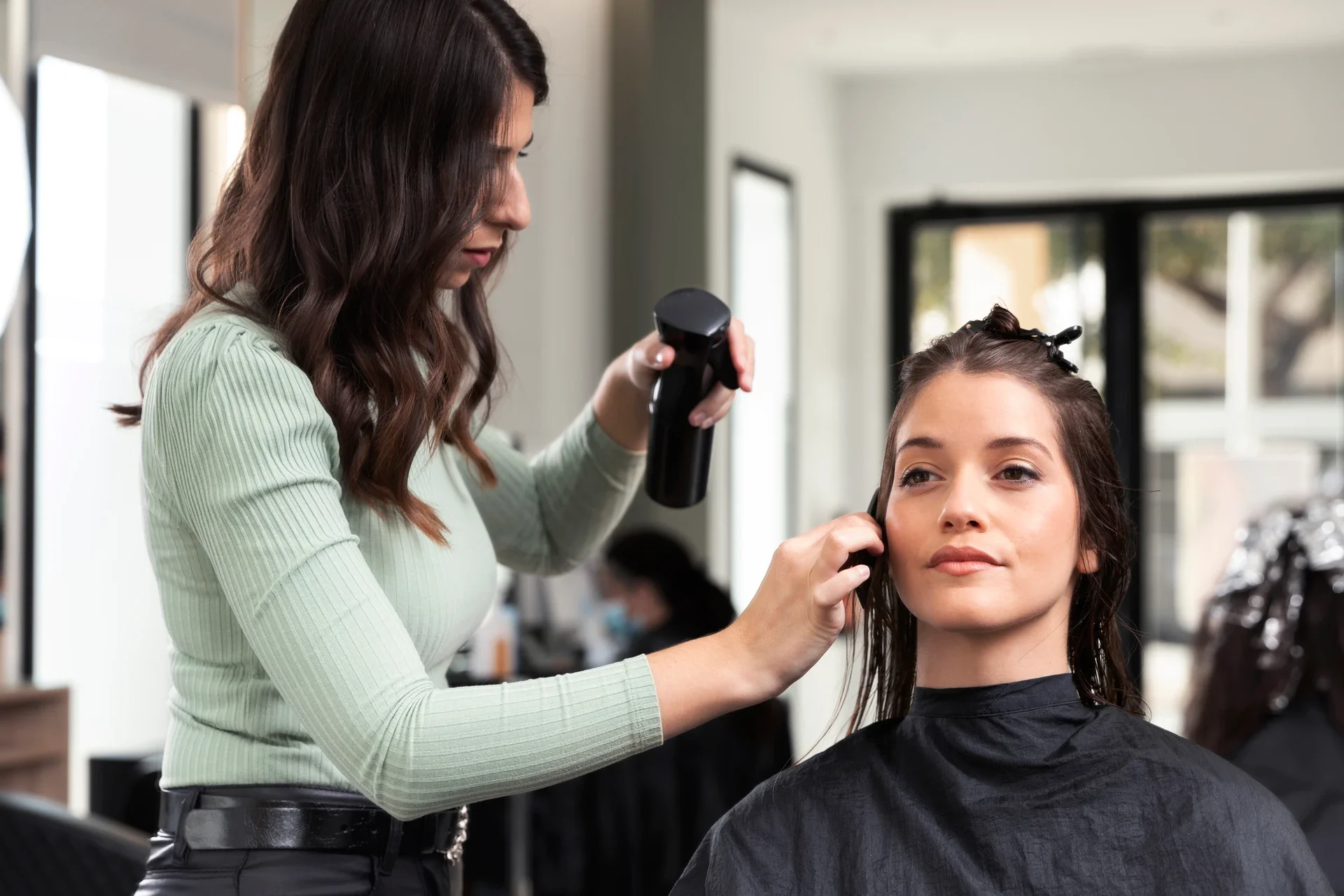 Why Indian Salon Owners Are Switching to DINGG for Salon Management